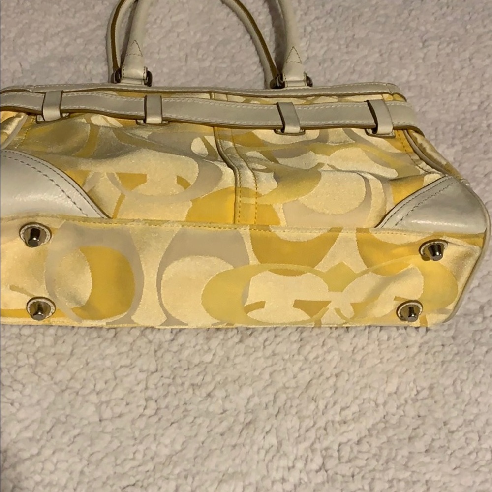 Handbag - Picture 2 of 4